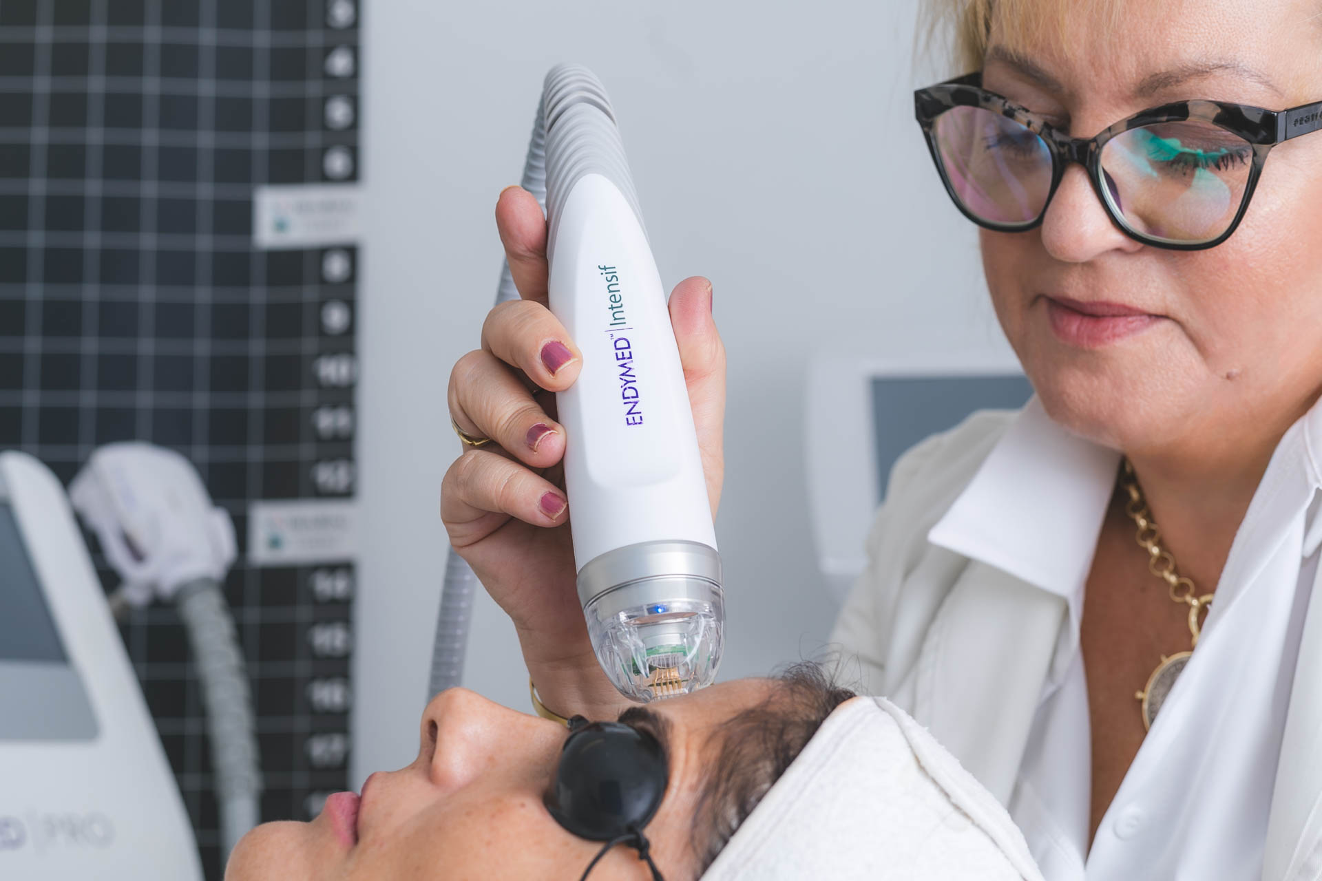 Eliminar manchas resistentes melasma en Jaén